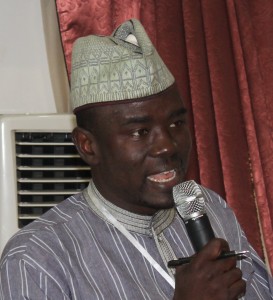 Yushau A. Shuaib (YAShuaib) debating the concept of Government-Media Relations at Responsibility to Report Seminar (2)